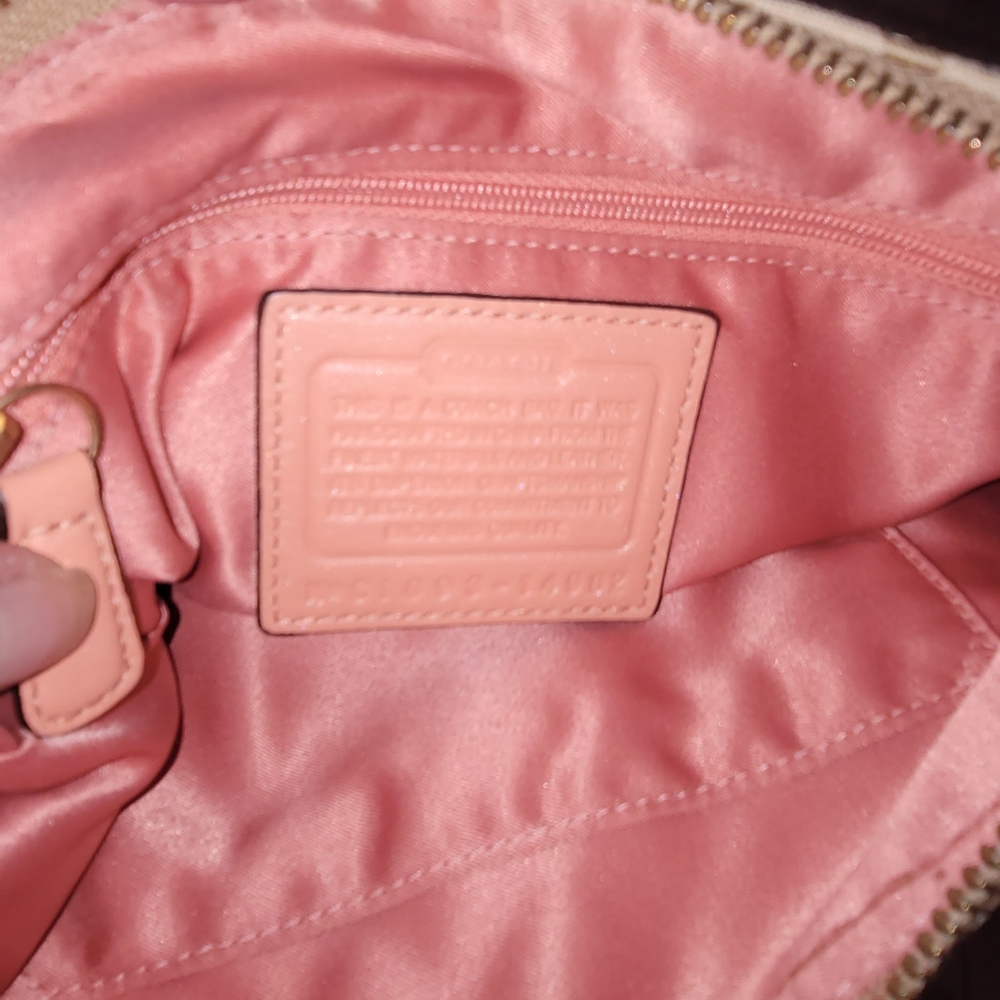 Coach Tan and Pink Crossbody Bag. With Dust Bag. - Picture 4 of 9
